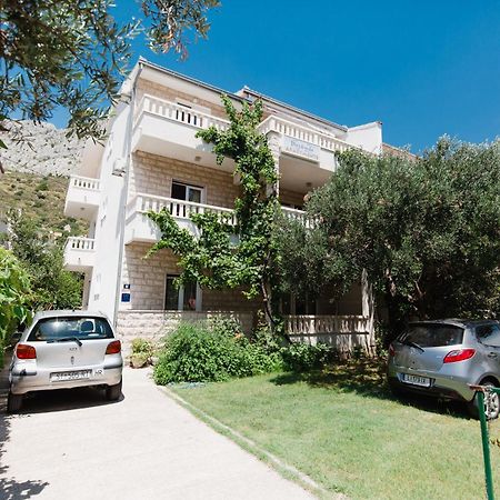 Apartments Diridonda Omiš Szoba fotó